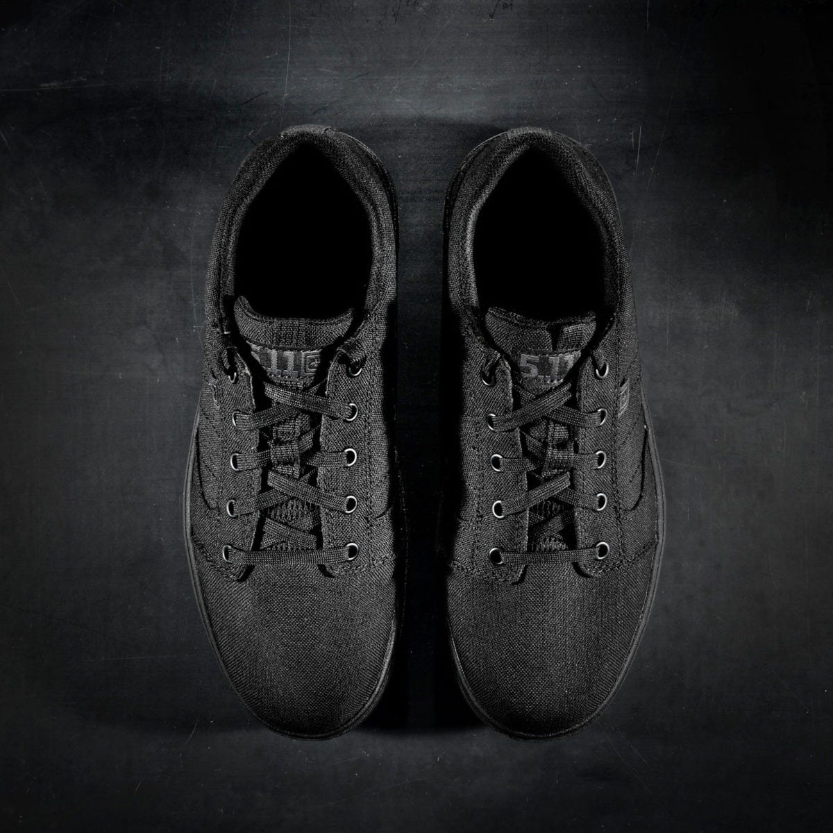 5.11 Foley Low sneaker i Triple Black