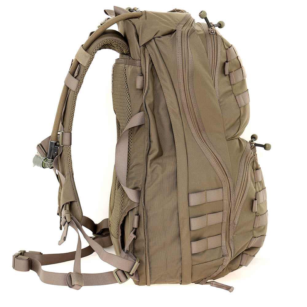 Snigel - 30-40L Combat backpack 1.0 - Black