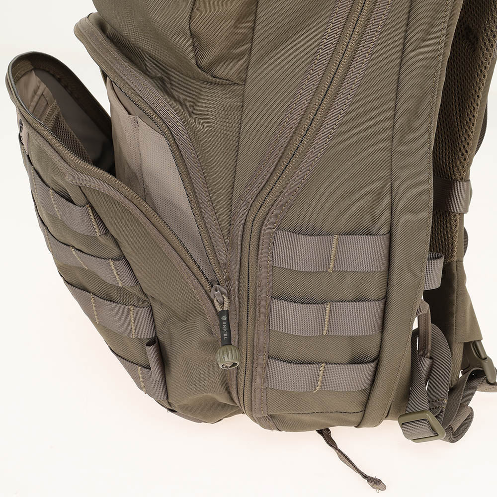 Snigel - 30-40L Combat backpack 1.0 - Black