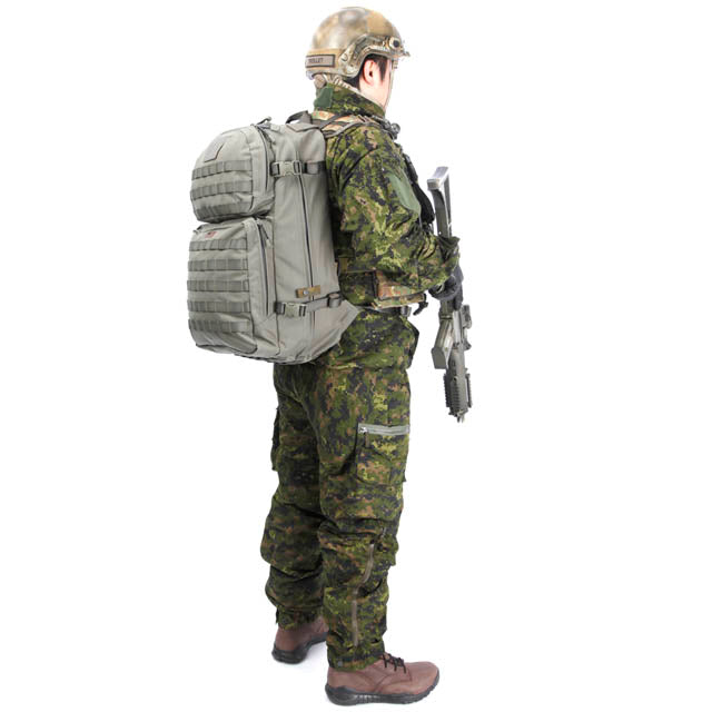 Snigel - 40L Specialist Ryggsäck -12 - Black