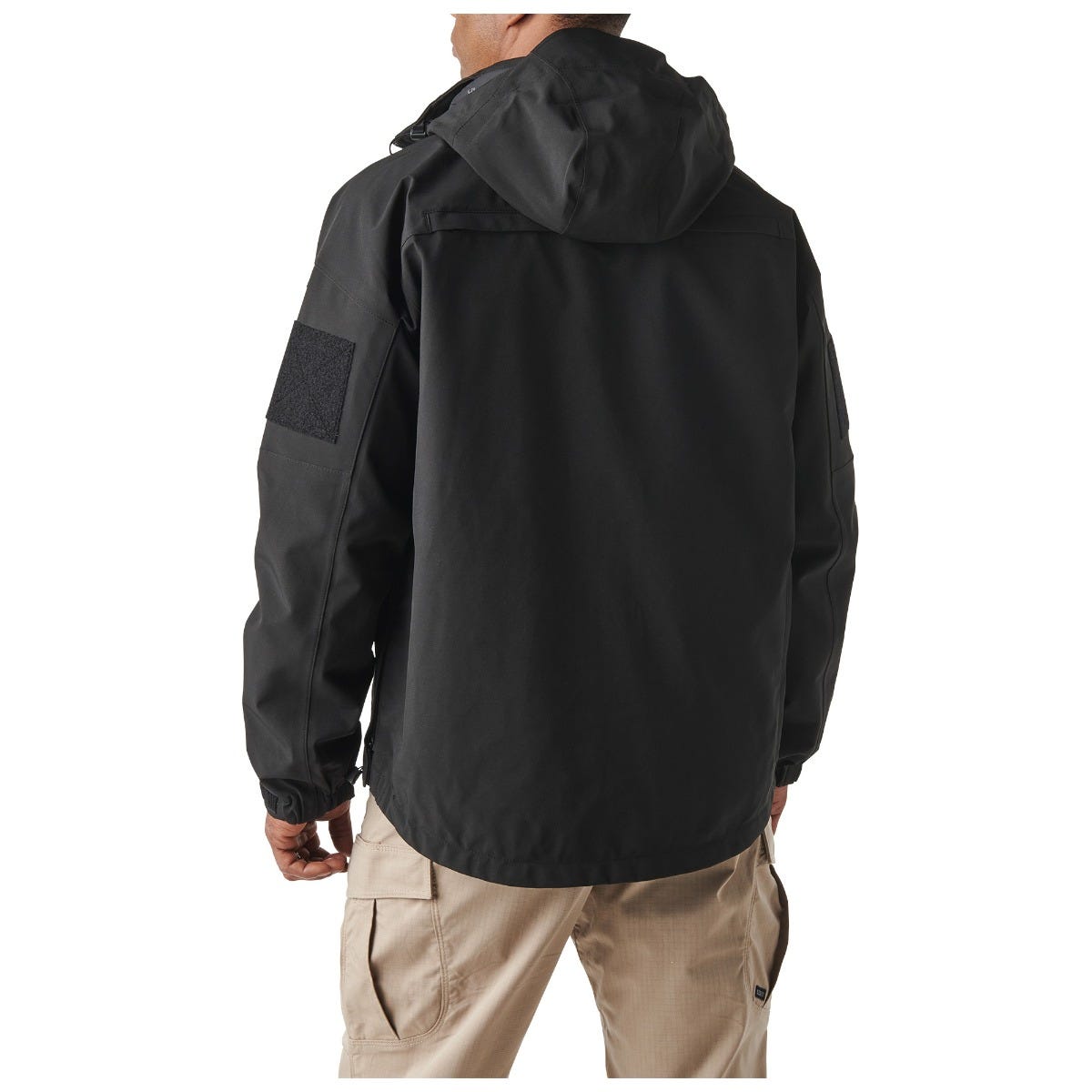 5.11 Sabre Jacket 2.0 i Black med avtagbar huva.