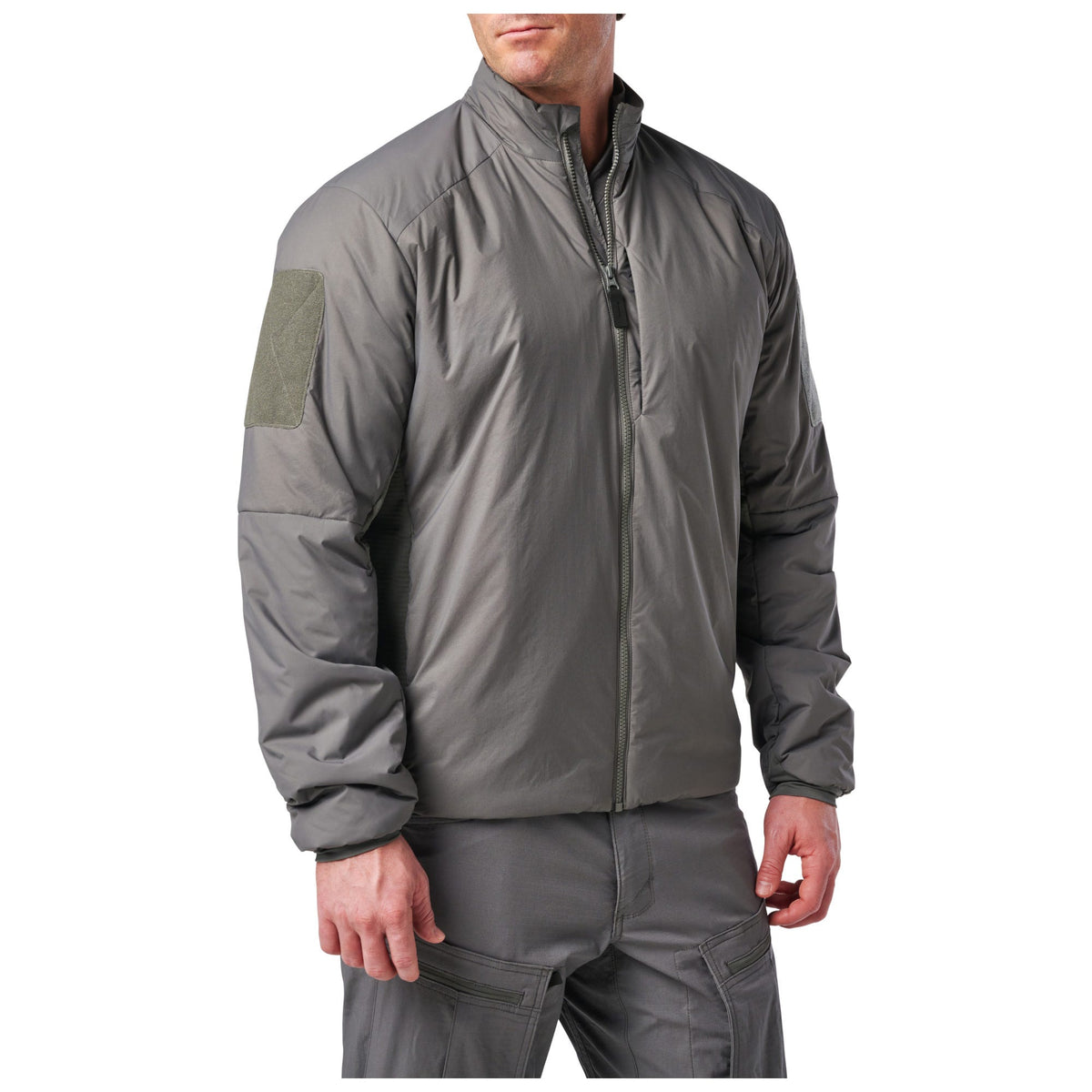 5.11 V.XI XTU LT3 Jacket i Storm, med quiltad isolering och dragkedjefickor.