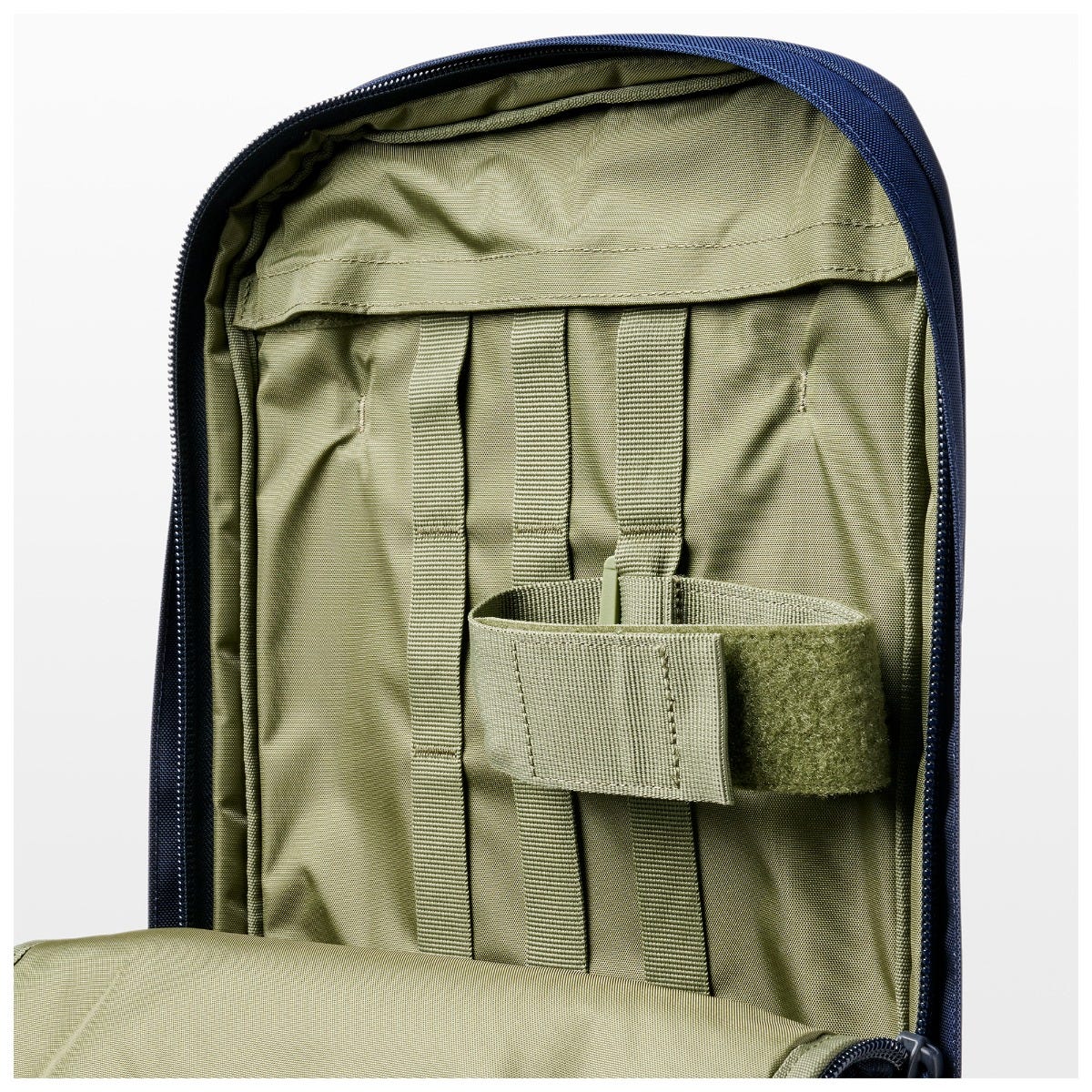 5.11 Tactical LVC M4 Shorty 18L Rifle Bag i Peacoat, gevärsväska med ryggsäcks- eller crossbody-bärning