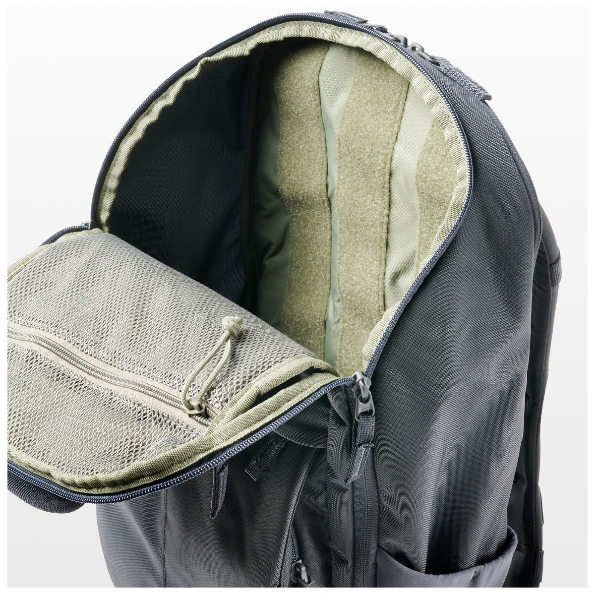 5.11 Tactical LVC12 Backpack ryggsäck i Iron Grey med diskret design och modulär organisering