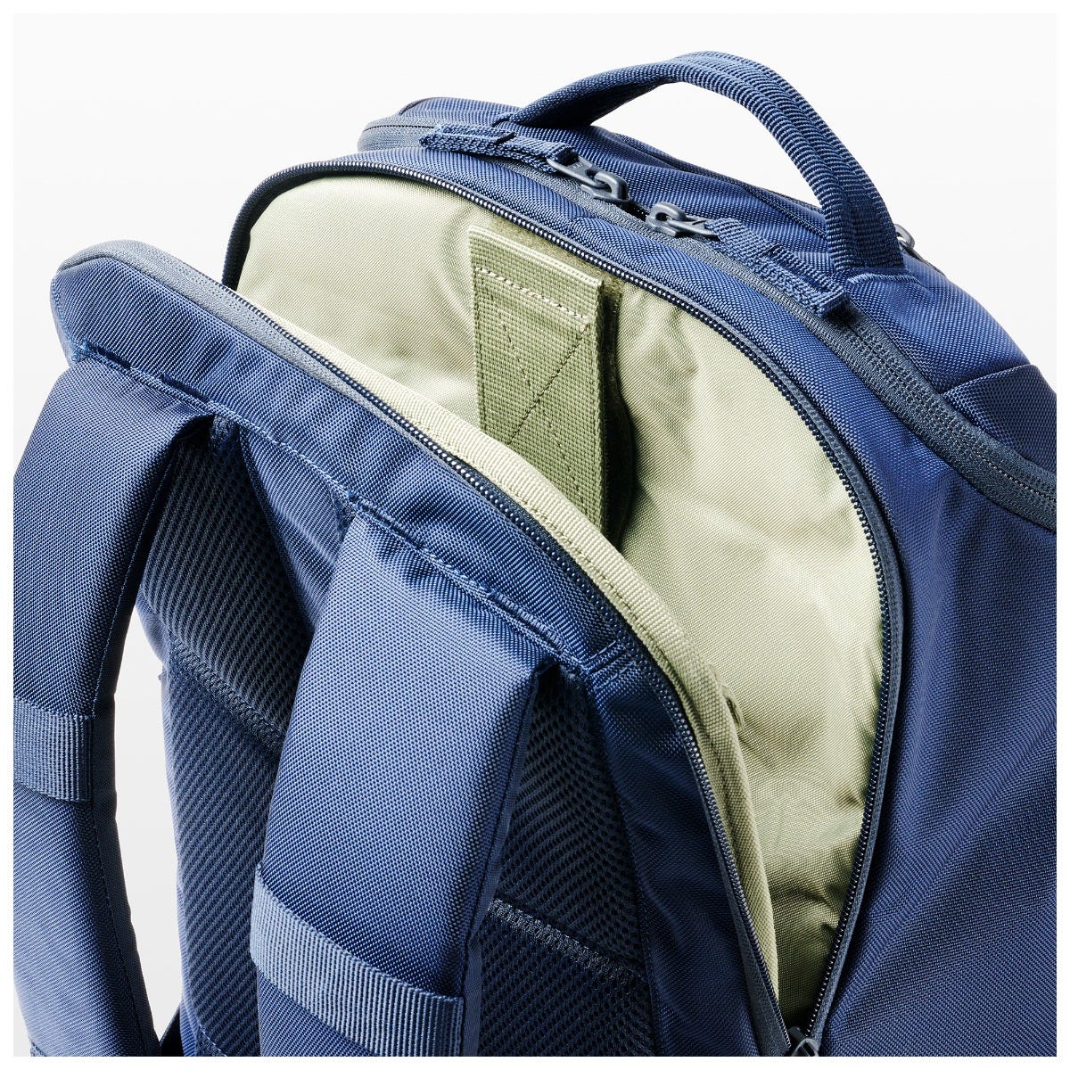 5.11 Tactical LVC12 Backpack ryggsäck i Peacoat med diskret design och modulär organisering
