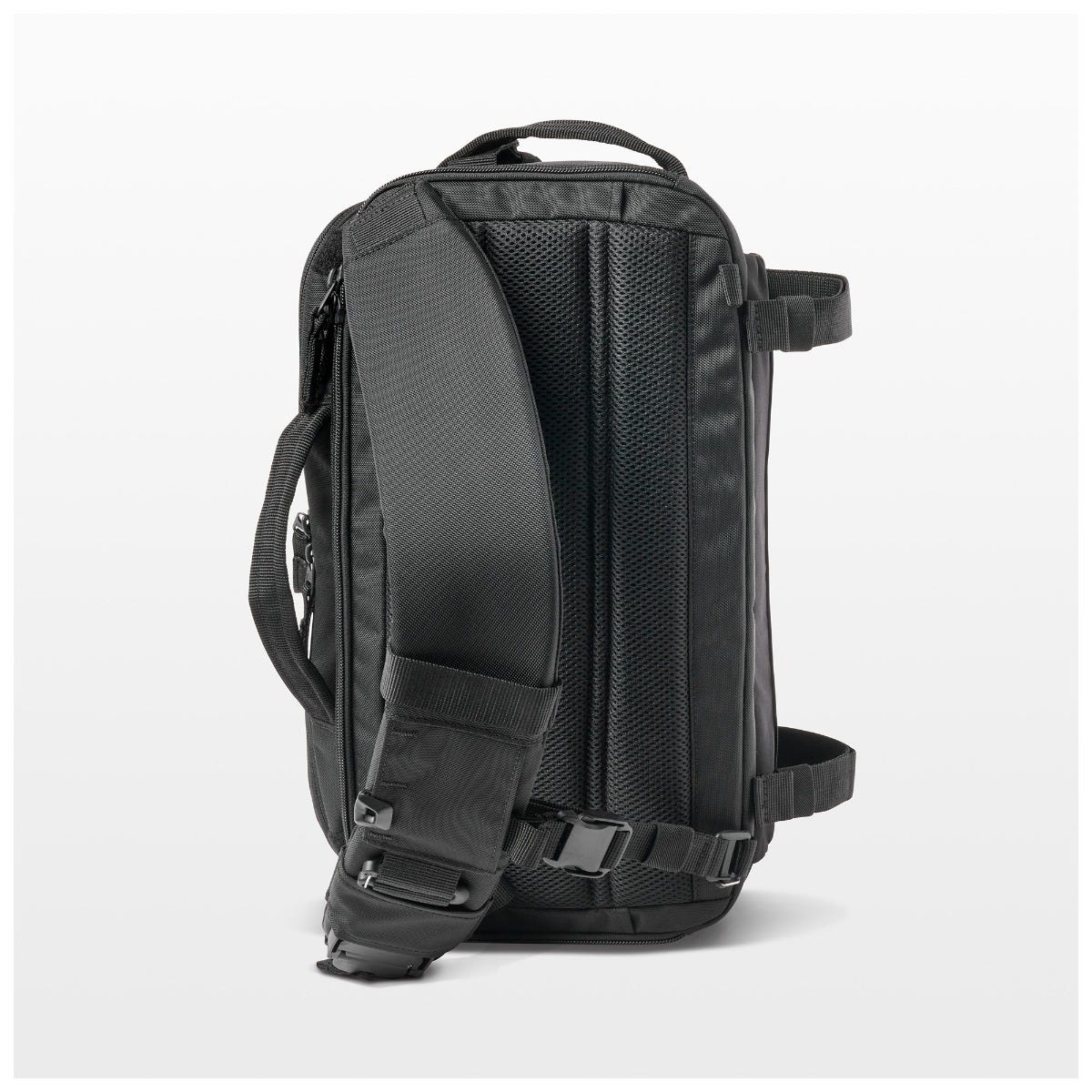 5.11 LVC10 Sling Pack i Black, kompakt slingväska med CCW-fack.
