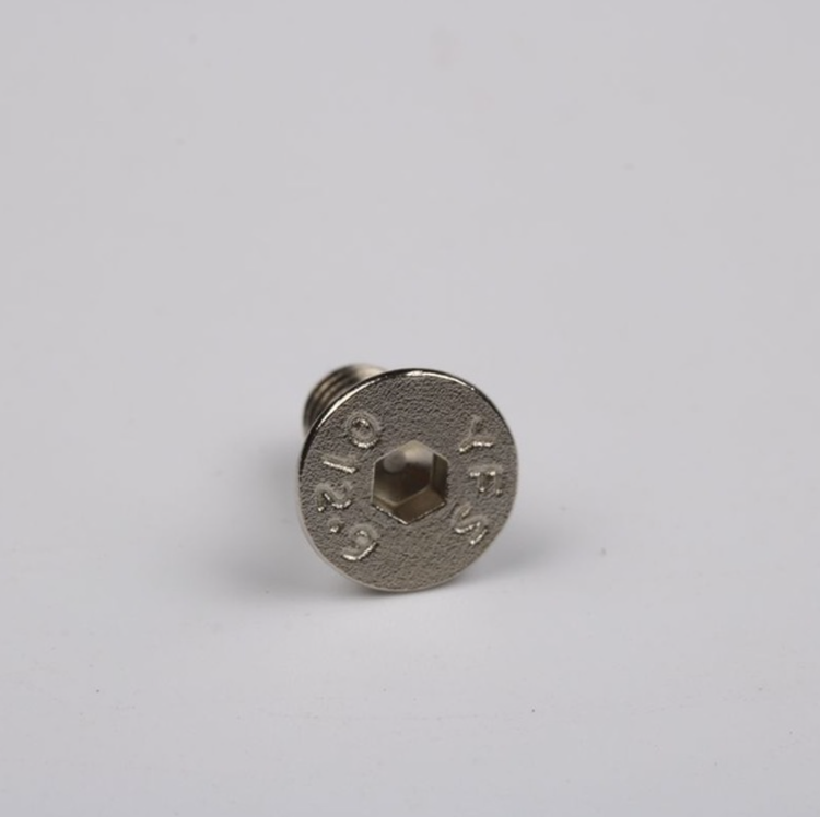 Hexagonal 2 package screws
