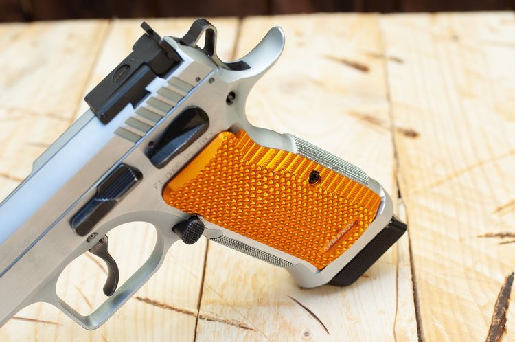 Armanov - SpidErgo Pistol Grips for Tanfoglio