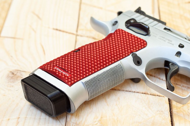 Armanov - SpidErgo Pistol Grips for Tanfoglio