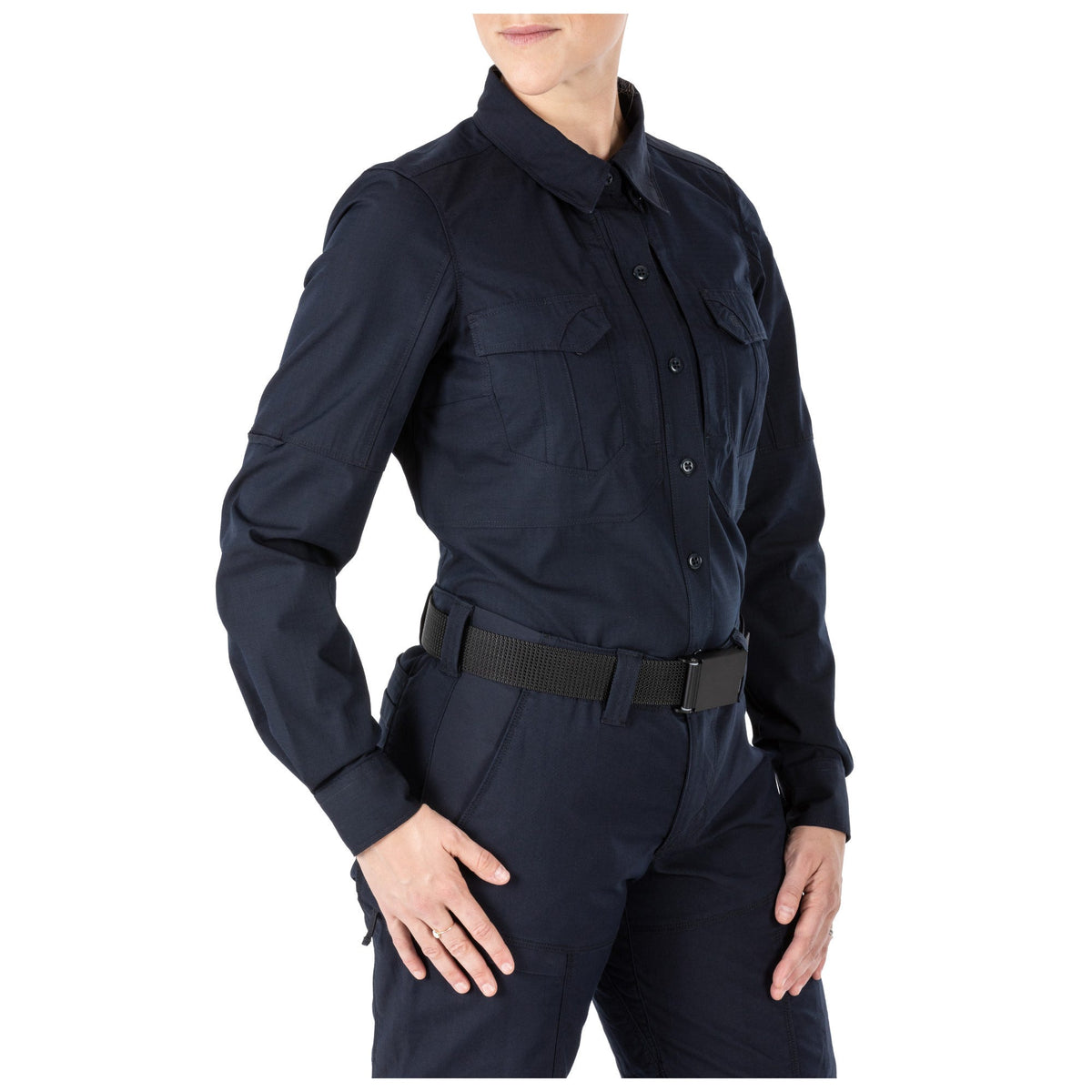 5.11 Women's Stryke långärmad skjorta i Dark Navy med bröstfickor och ärmpennficka.