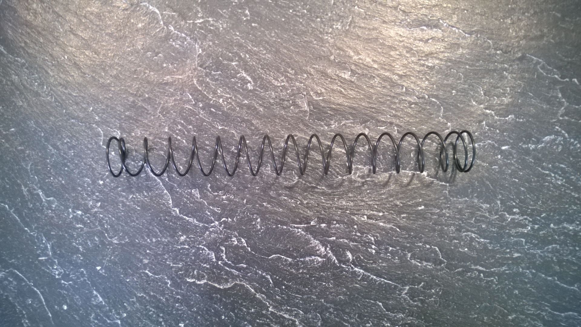 Typhoon F12 Main Spring – original huvudfjäder till tändsystem