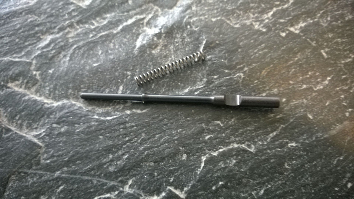 Typhoon Firing Pin & Spring – original slagstift och fjäder till F12