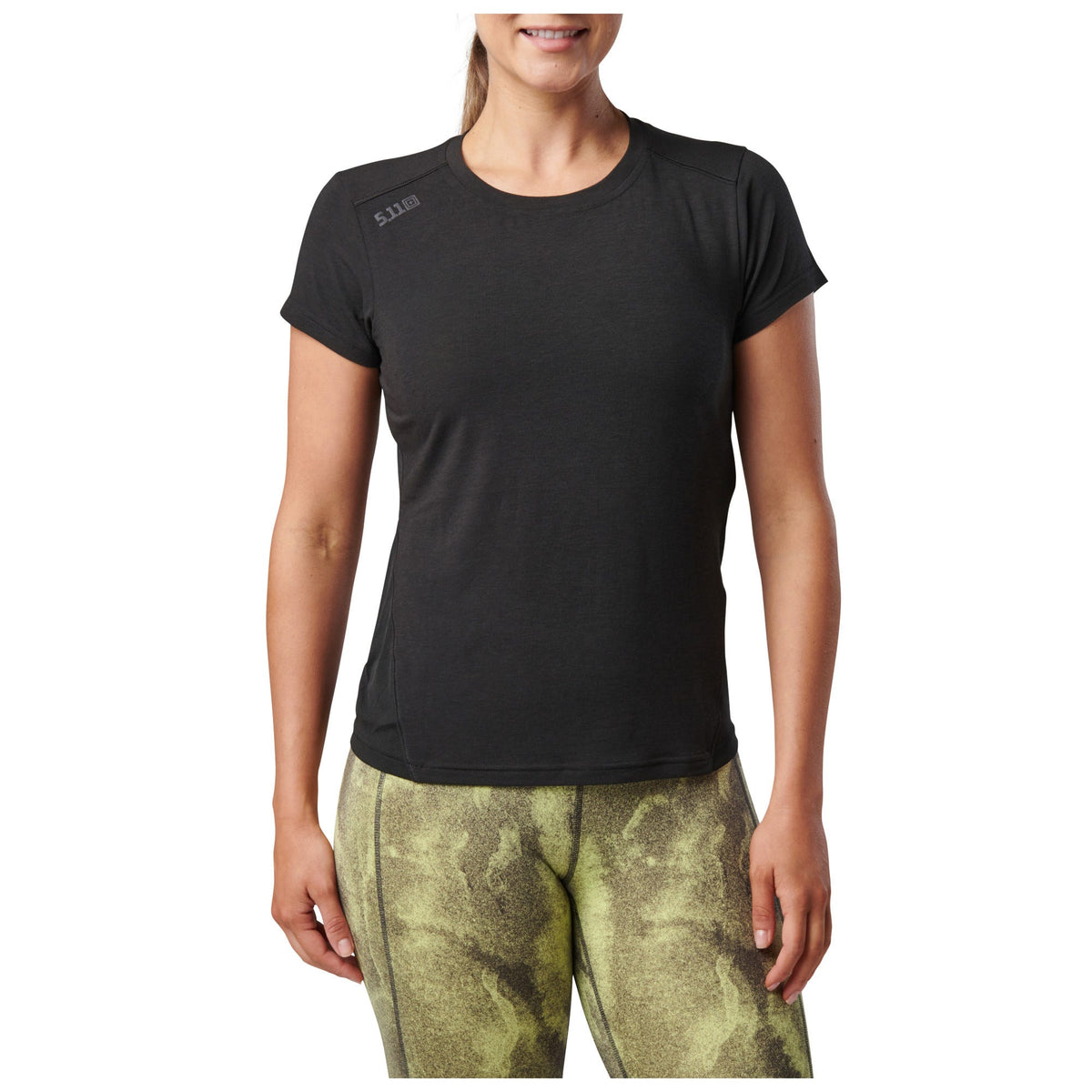 5.11 PT-R Women's Interval Short Sleeve Tee i Black, kortärmad träningströja för dam med meshpanel och reflexdetaljer