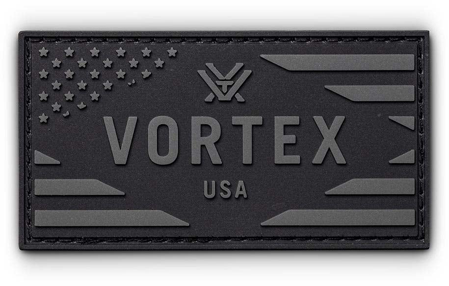 Vortex Flagga Patch – kardborrepatch med Vortex-logga och flaggdesign