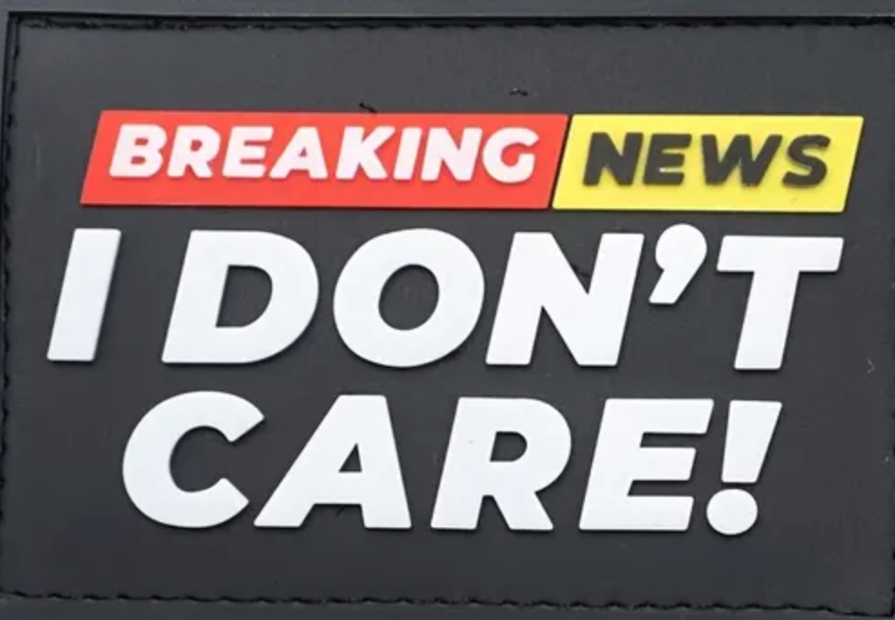 Breaking news i dont care - Patch - Pvc