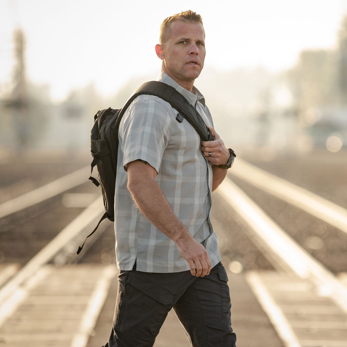 5.11 Nate Short Sleeve Shirt kortärmad skjorta i Titan Grey Plaid