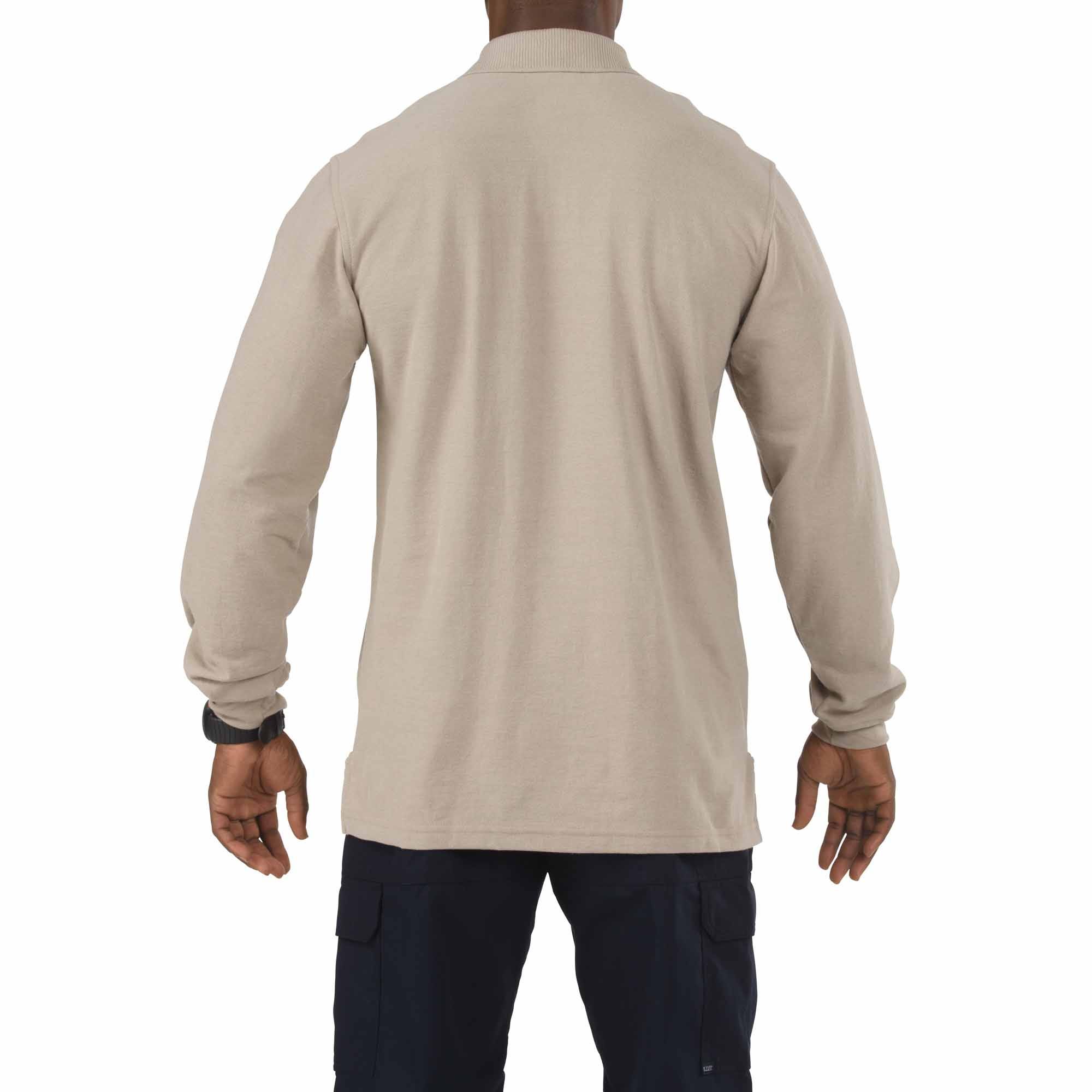 5.11 Utility Long Sleeve Polo i Silver Tan, långärmad pikétröja med pennfickor på ärmen
