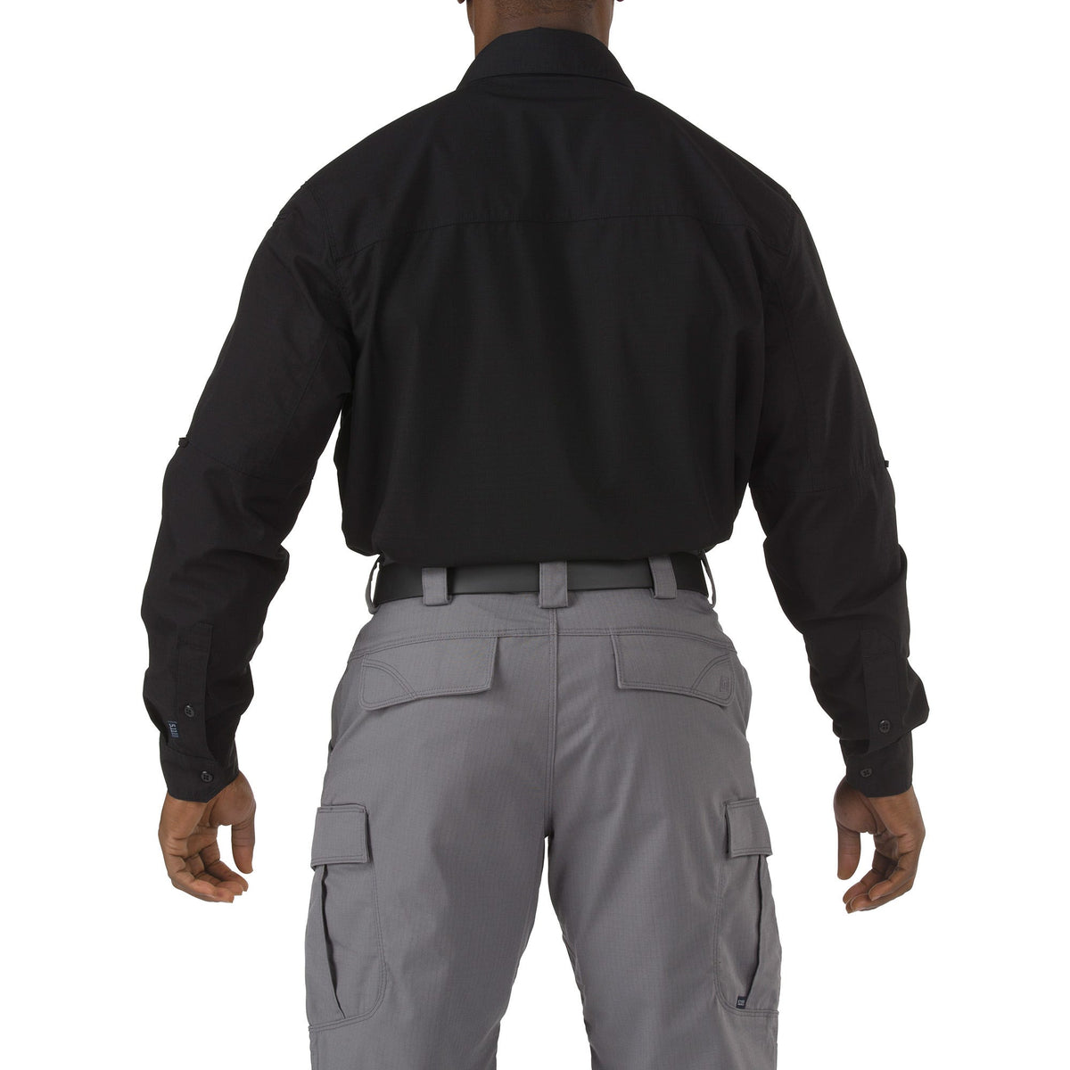 5.11 Stryke Long Sleeve Shirt i Black, långärmad skjorta med pennfickor.