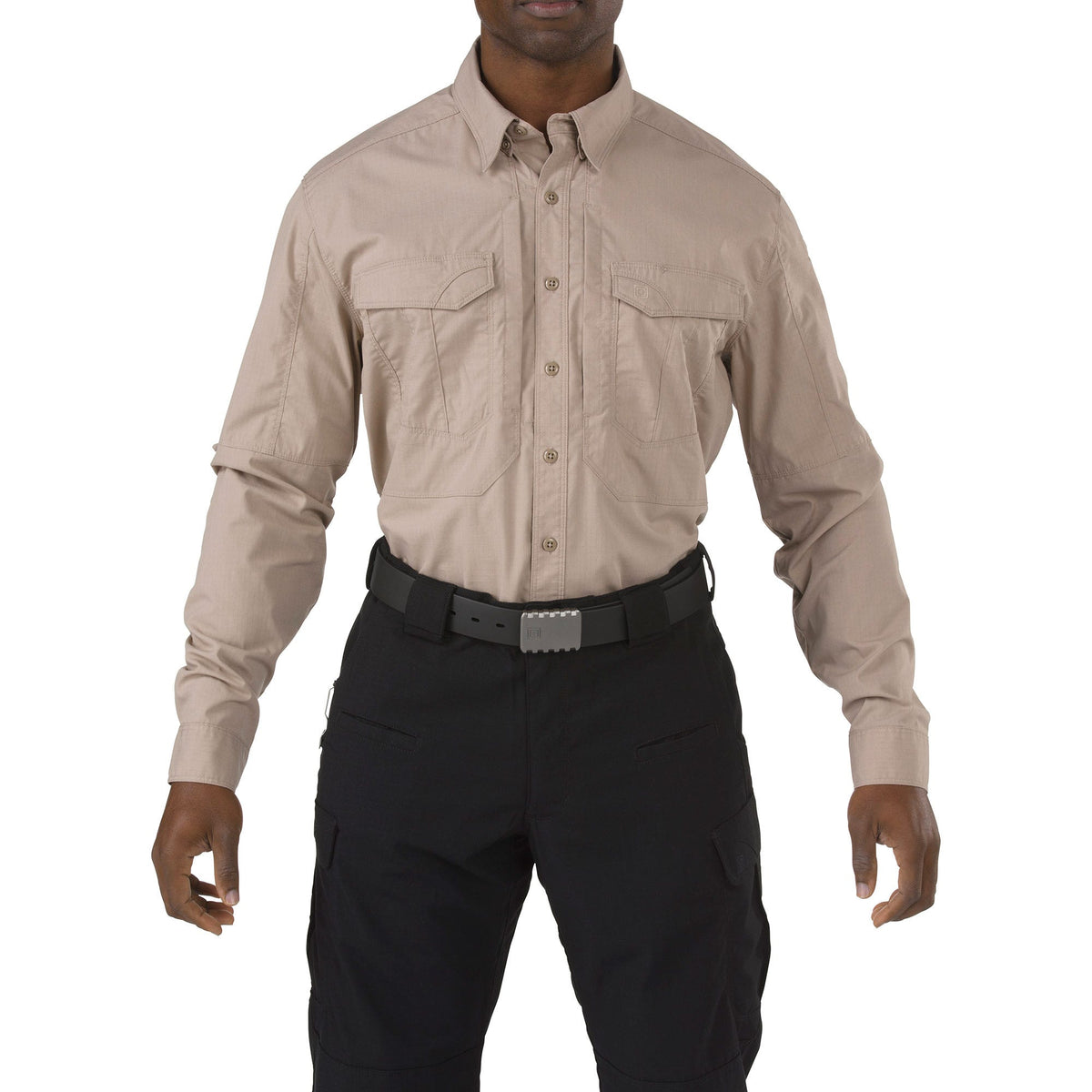 5.11 Stryke Long Sleeve Shirt i Khaki, långärmad skjorta med pennfickor.