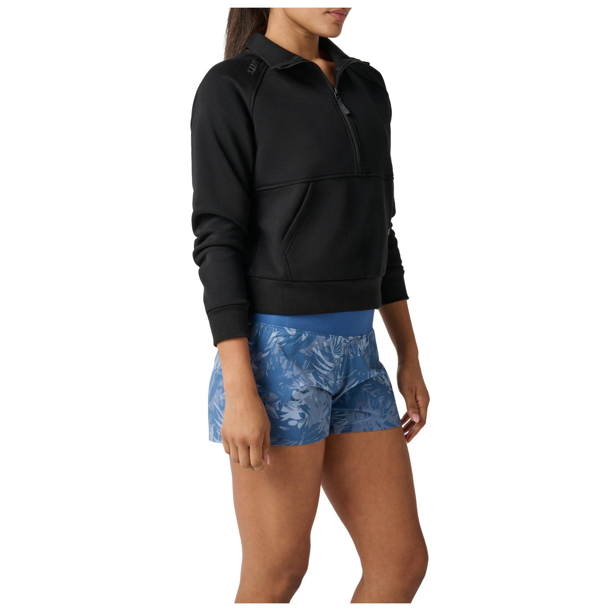 5.11 Women's Arrive Quarter Zip Jacket i Black, damjacka med kvartsdragkedja