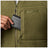 5.11 HQ Tech Fleece Jacket i Field Green med handfickor och bröstficka