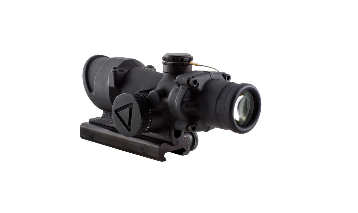 Trijicon ACOG TA02 4x32 med rött Horseshoe Dot-riktmedel och TA51-montage – bild 3