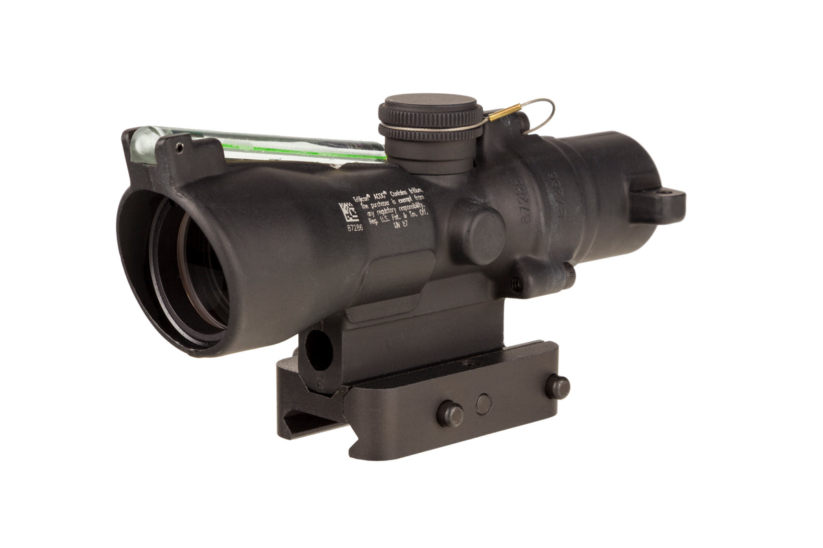 Trijicon ACOG TA50 XB 3x24 prismasikte med grön chevron och Q-LOC-montage