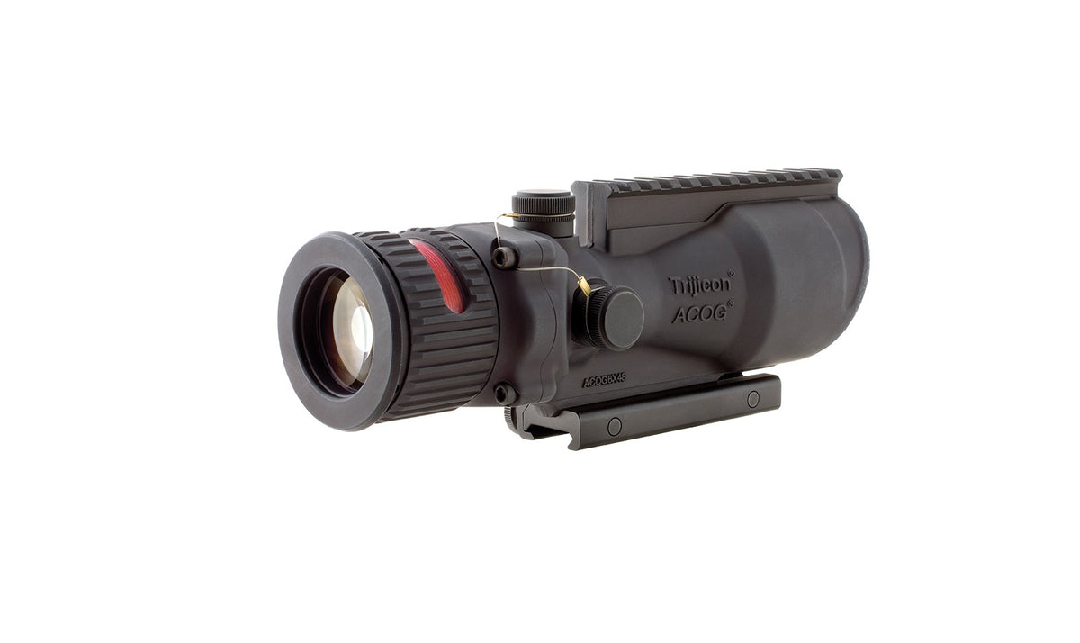 Trijicon ACOG 6x48 med röd chevron och TA75-montage – bild 5