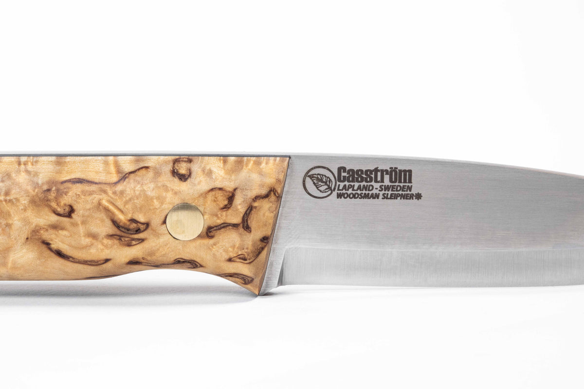 Casström Woodsman kniv Masurbjörk, slida i läder – bild 5