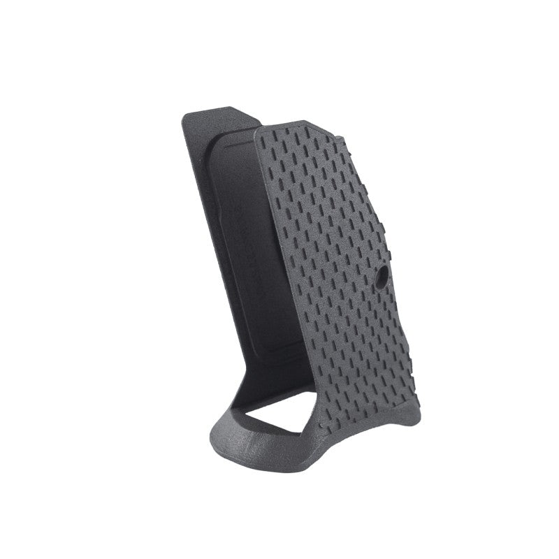 Toni System - Track Grips with Magwell for CZ P-01
